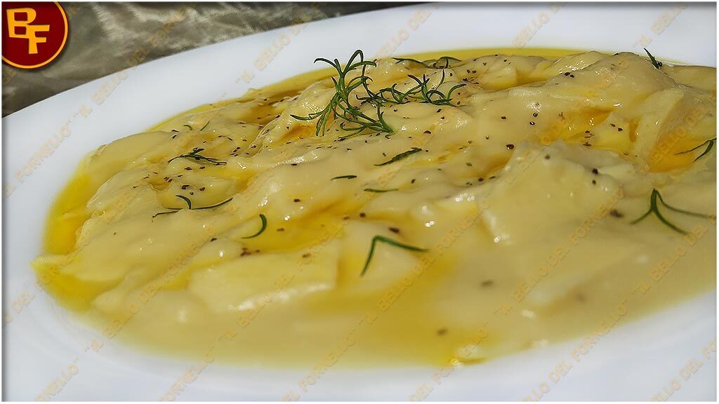 Pasta con purea di fave bianche