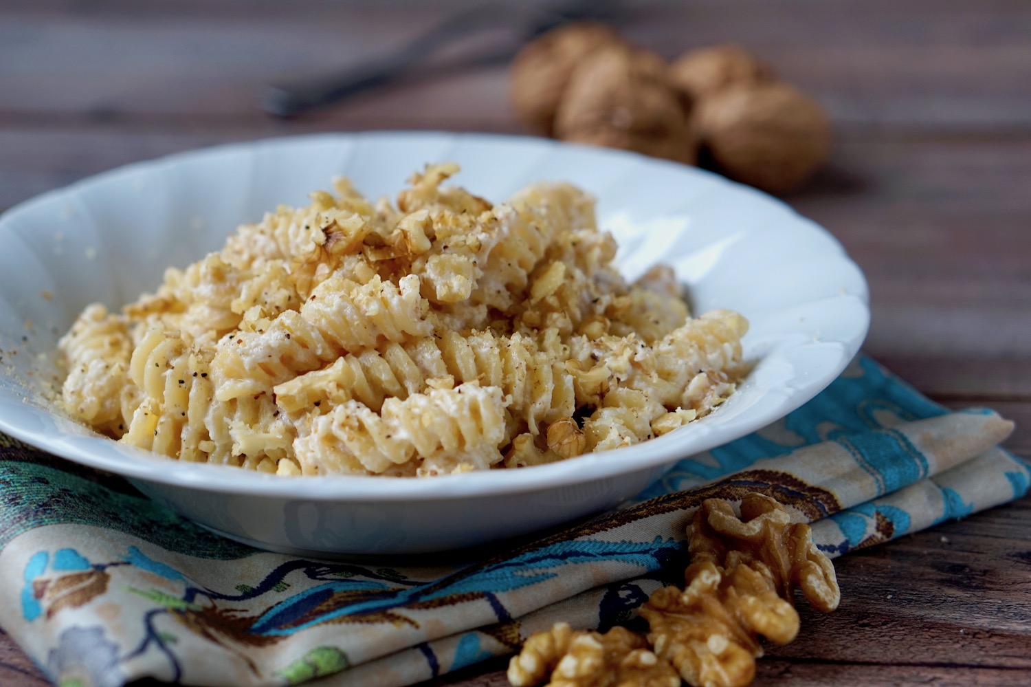 Pasta con ricotta e noci