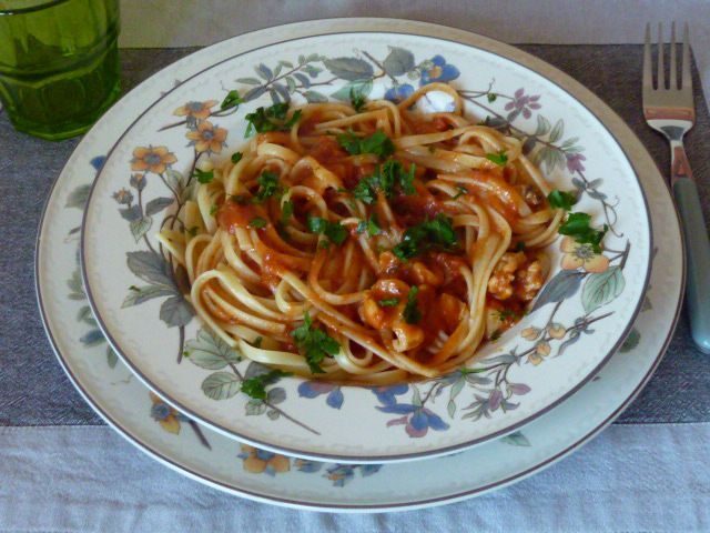 Pasta con seppioline e pomodoro