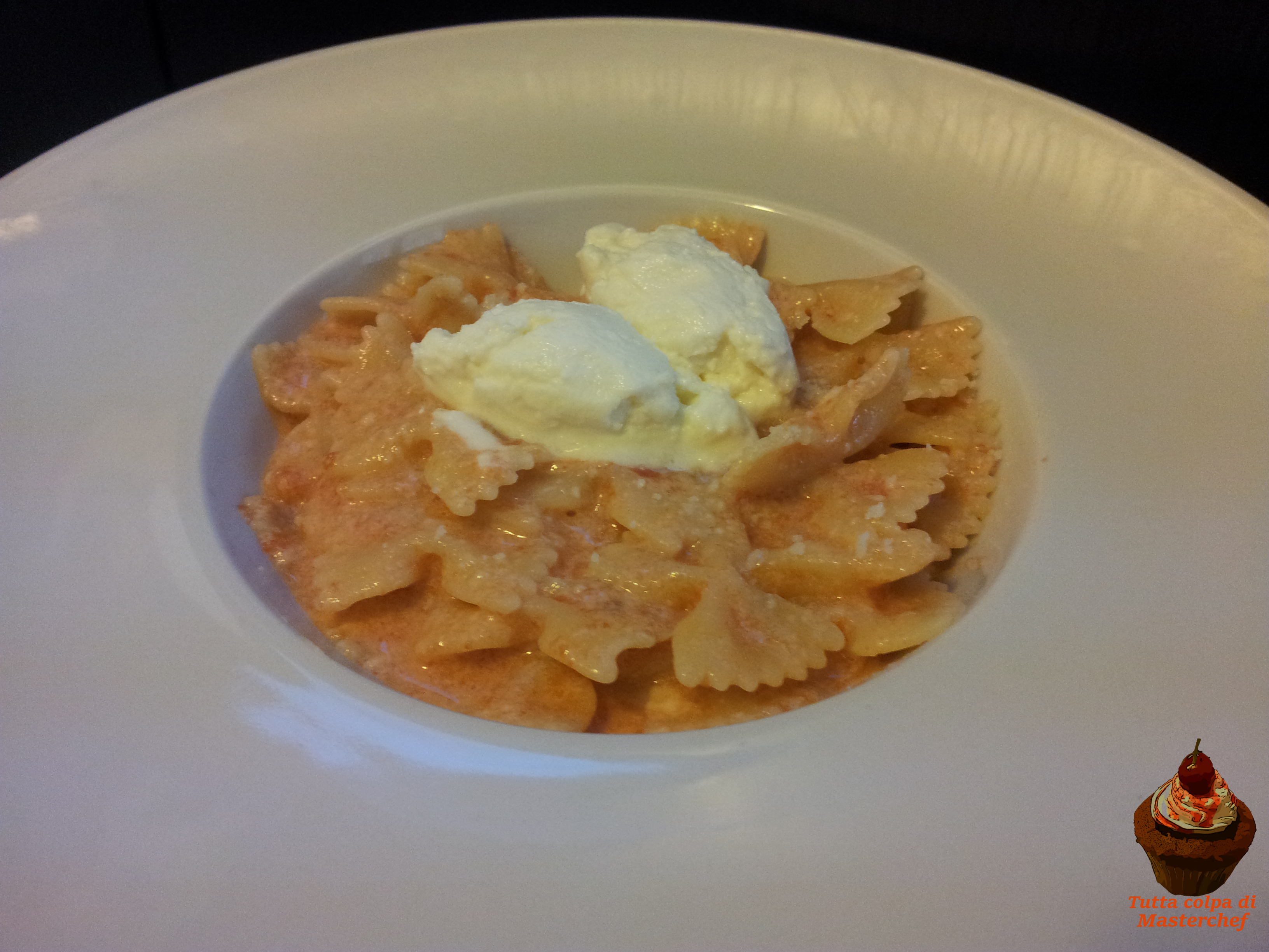 Pasta con spuma di mozzarella