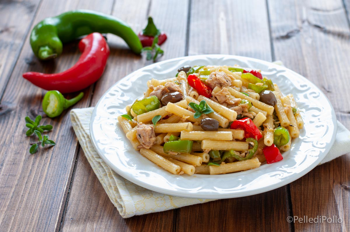 Pasta con tonno e peperoni