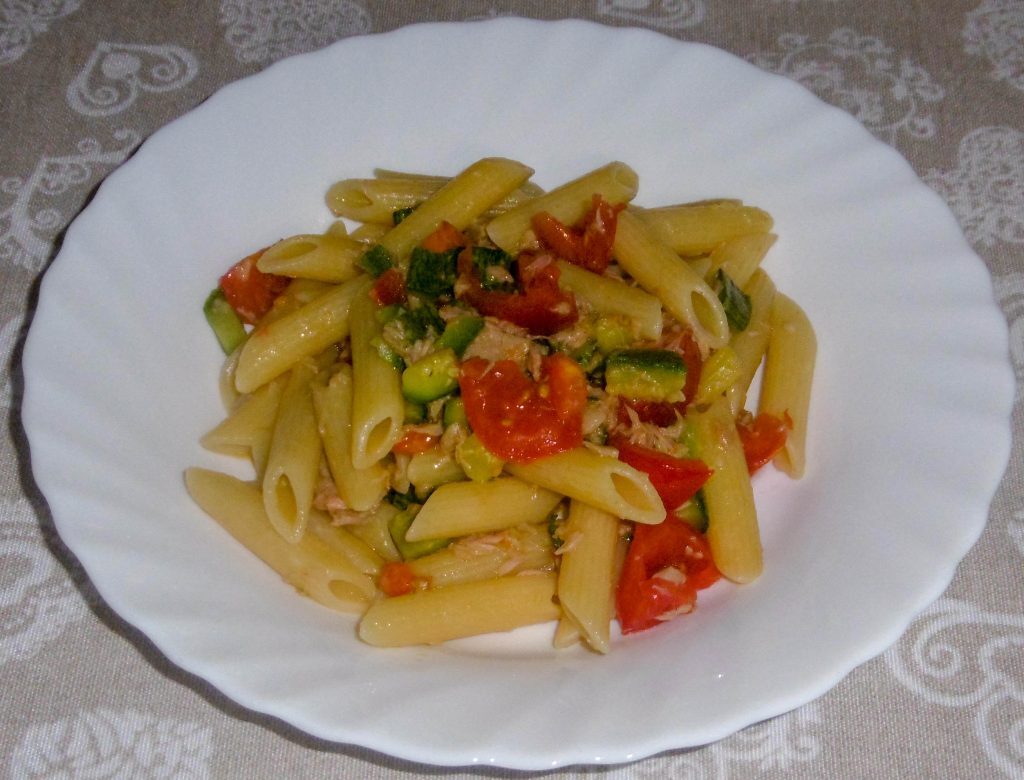 Pasta con tonno e zucchine