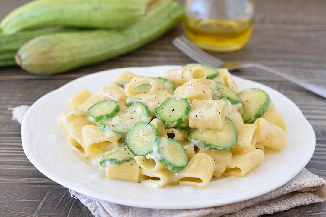 Pasta con zucchine e gorgonzola