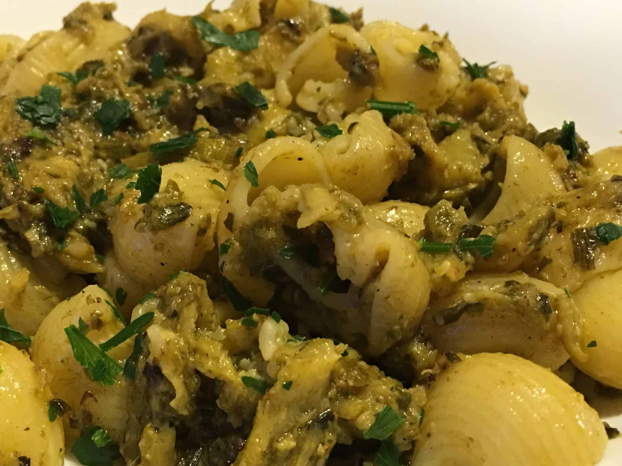 Pasta corta con crema di zucchine al profumo di limone