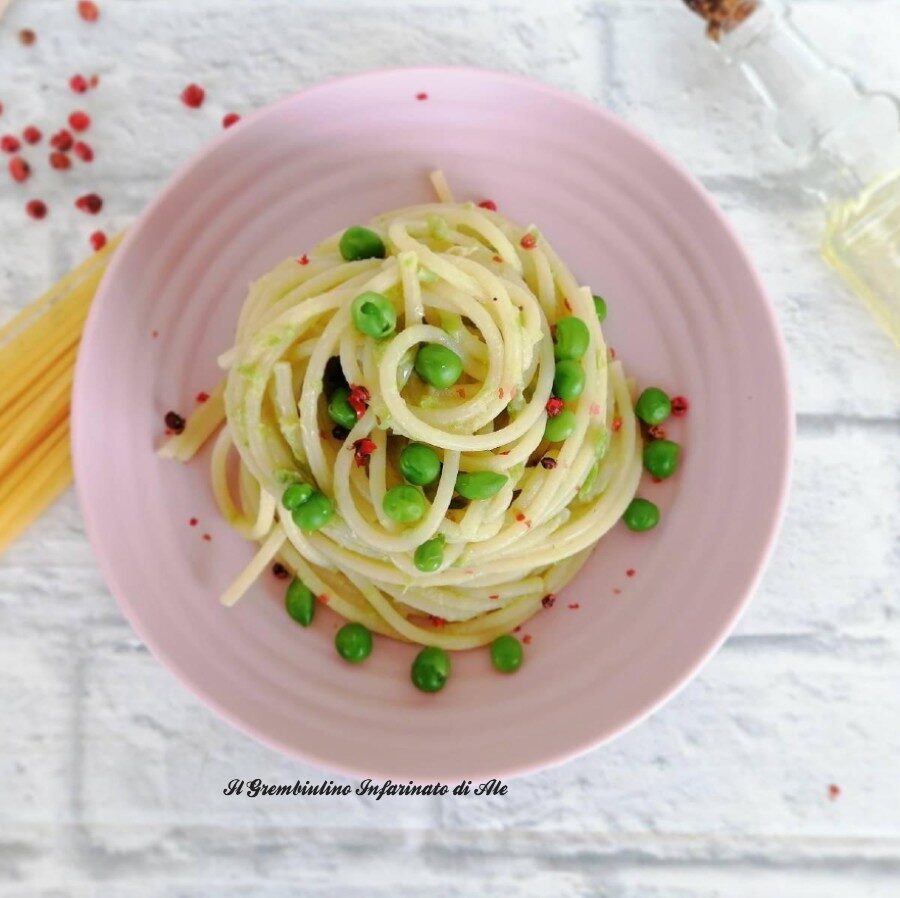 Pasta cremosa al tonno e piselli