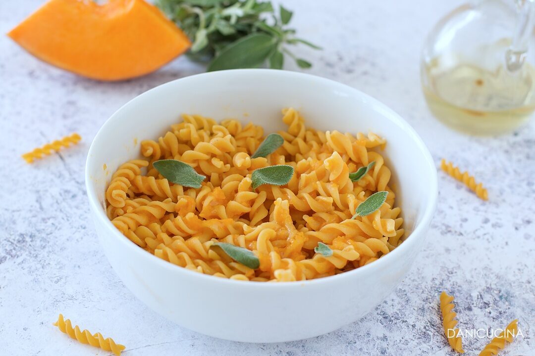 Pasta di ceci con crema di zucca