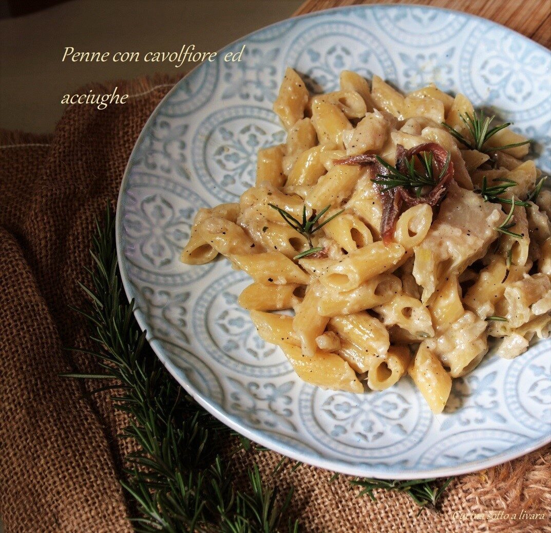 Pasta di semola con cavolfiore ed acciuga