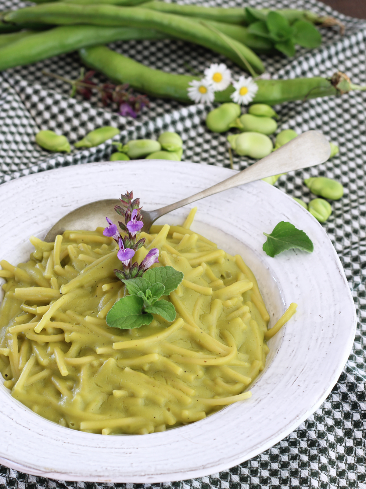 Pasta e fave (alla maniera di mia nonna)