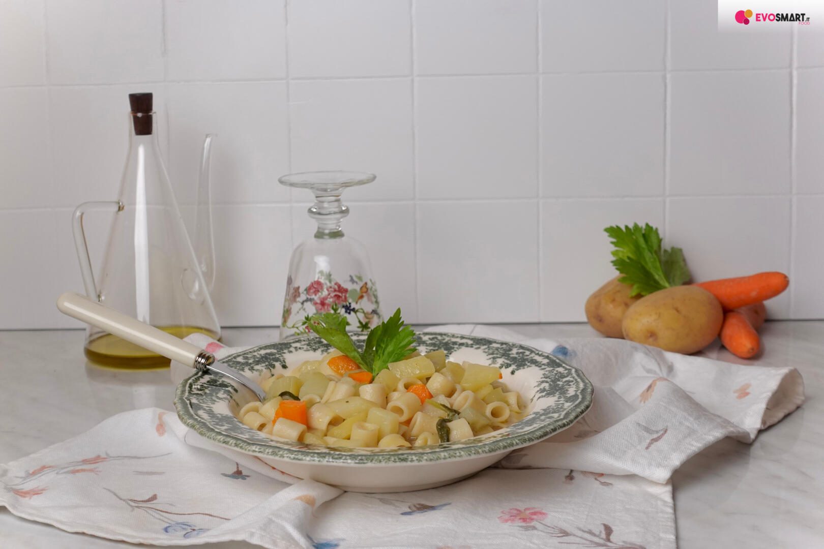 Pasta e patate brodosa: ricetta facile e gustosa