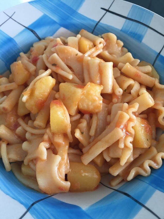 Pasta e patate gustosa con pentola Crafond®
