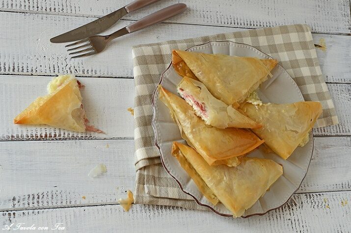 Pasta fillo prosciutto e bufala: fagottini perfetti in pochi minuti