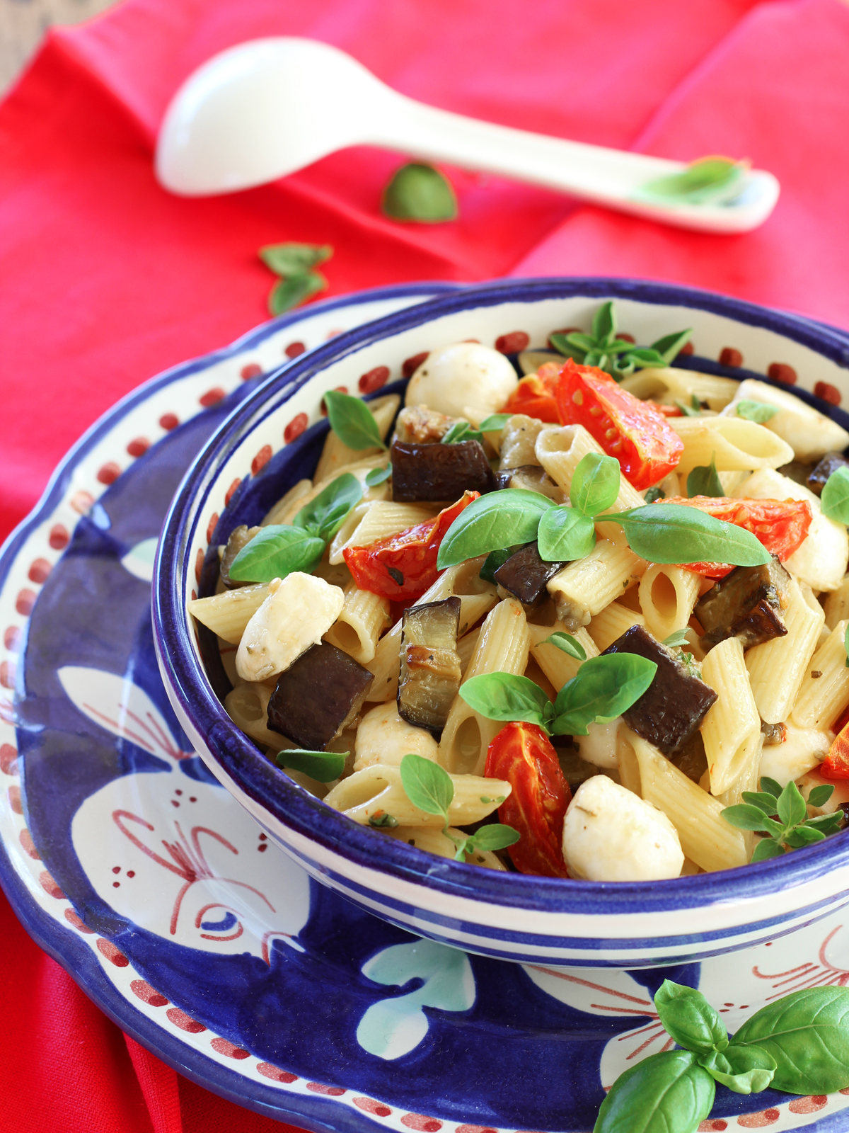 Pasta fredda al profumo di parmigiana