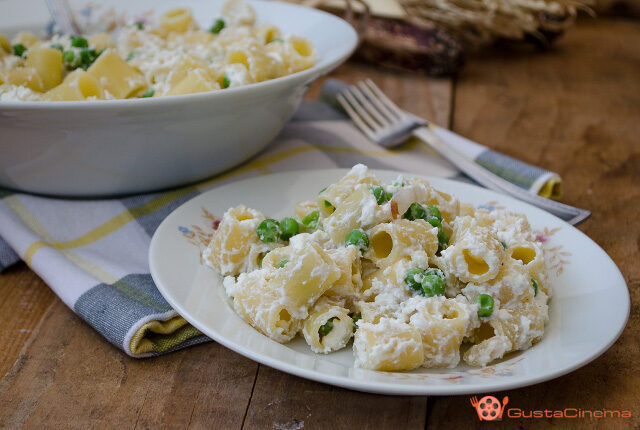 Pasta fredda con ricotta e piselli