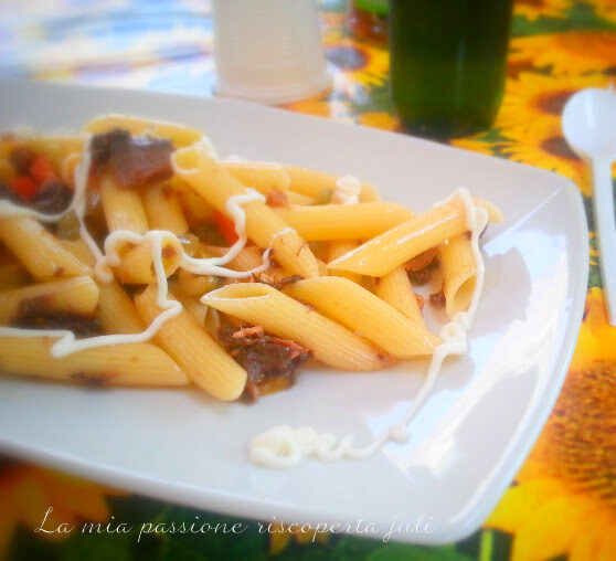 Pasta fredda con salsa maionese con yogurt magro
