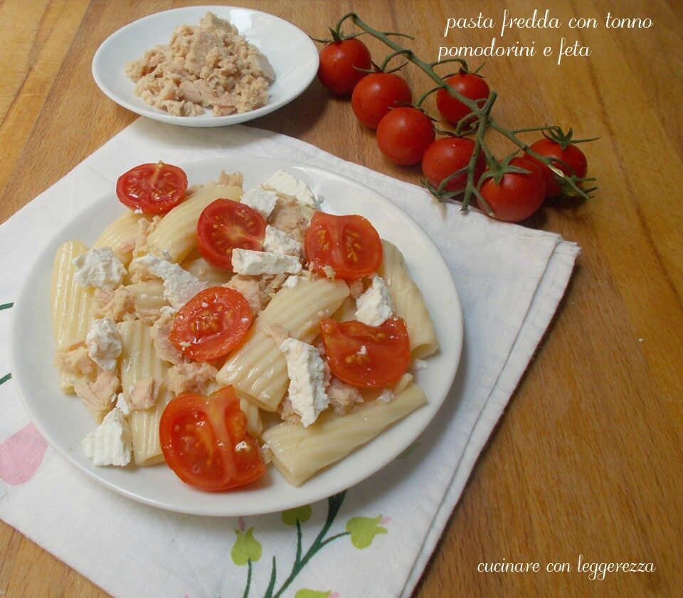 Pasta fredda con tonno pomodorini e feta