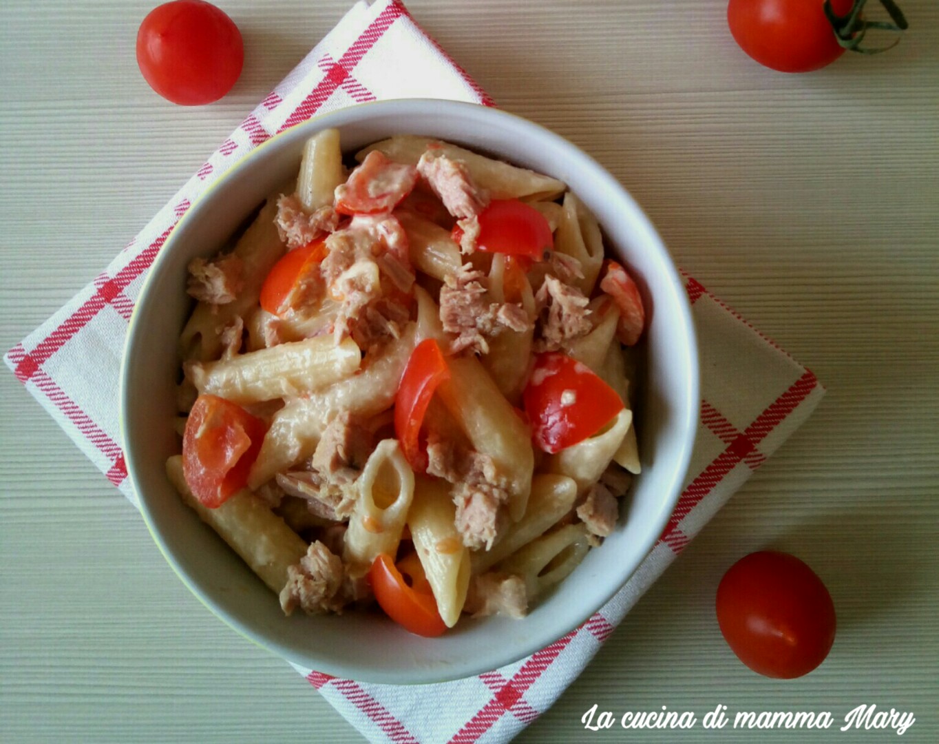 Pasta fredda con tonno pomodorini e maionese – ricetta lampo