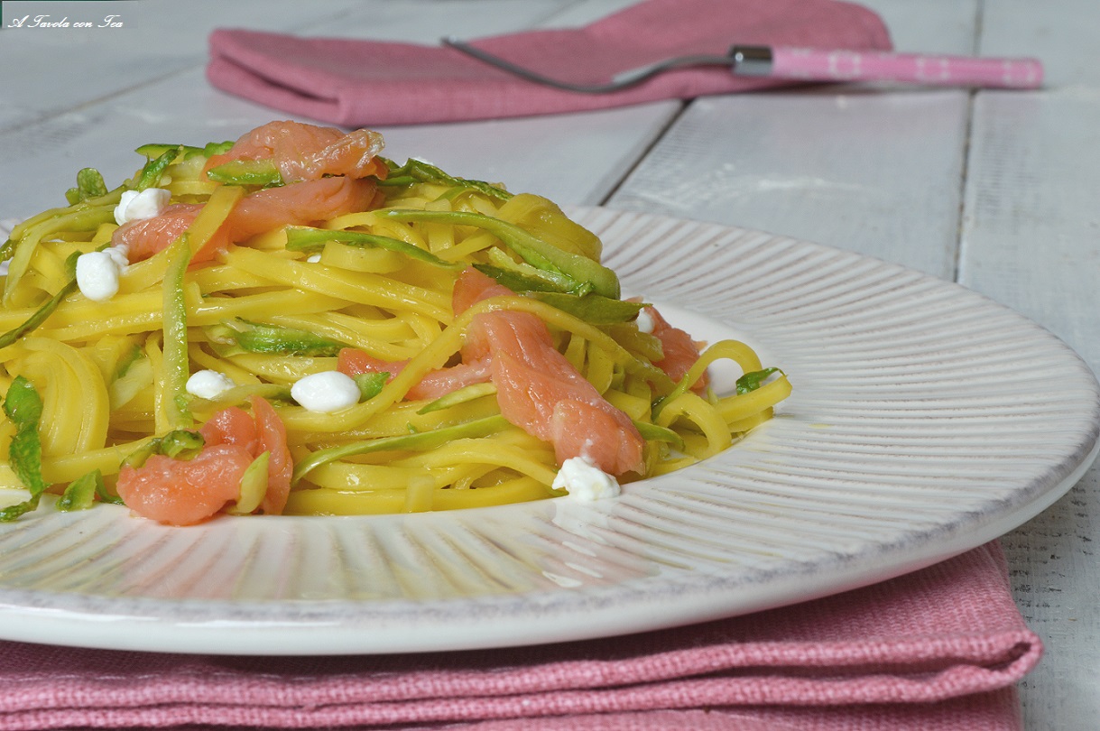 Pasta fredda salmone affumicato zucchine
