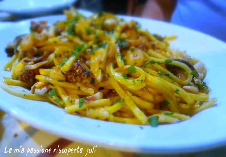 Pasta fresca con polipo calamaro seppie