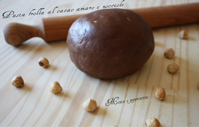 Pasta frolla al cacao amaro e nocciole