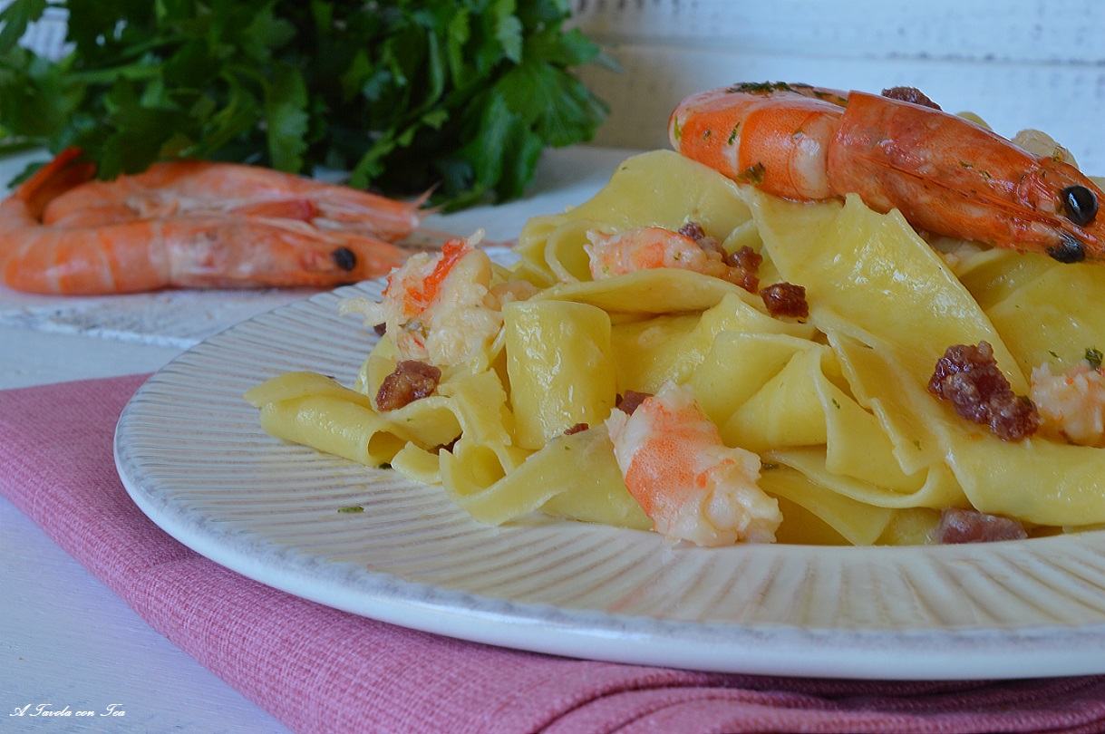 Pasta gamberi e guanciale ricetta facile