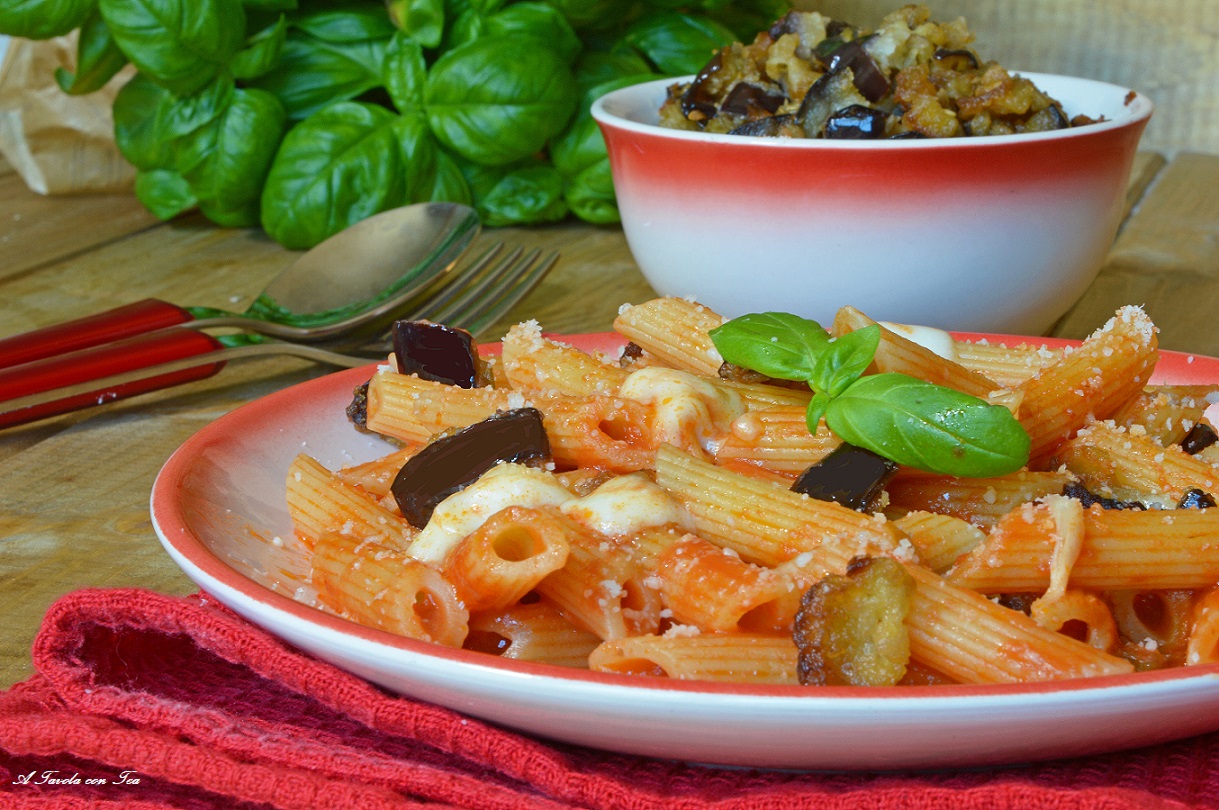 Pasta melanzane alla parmigiana