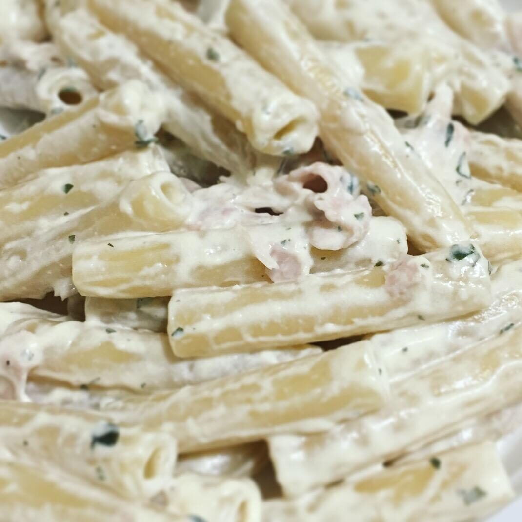 Pasta panna e prosciutto