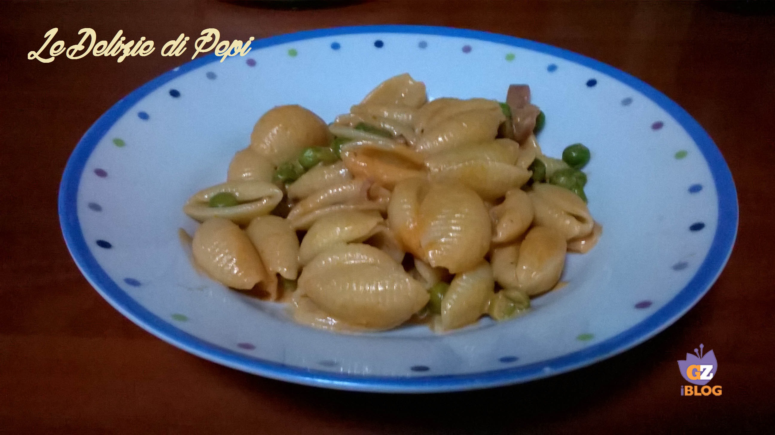 Pasta panna piselli e prosciutto