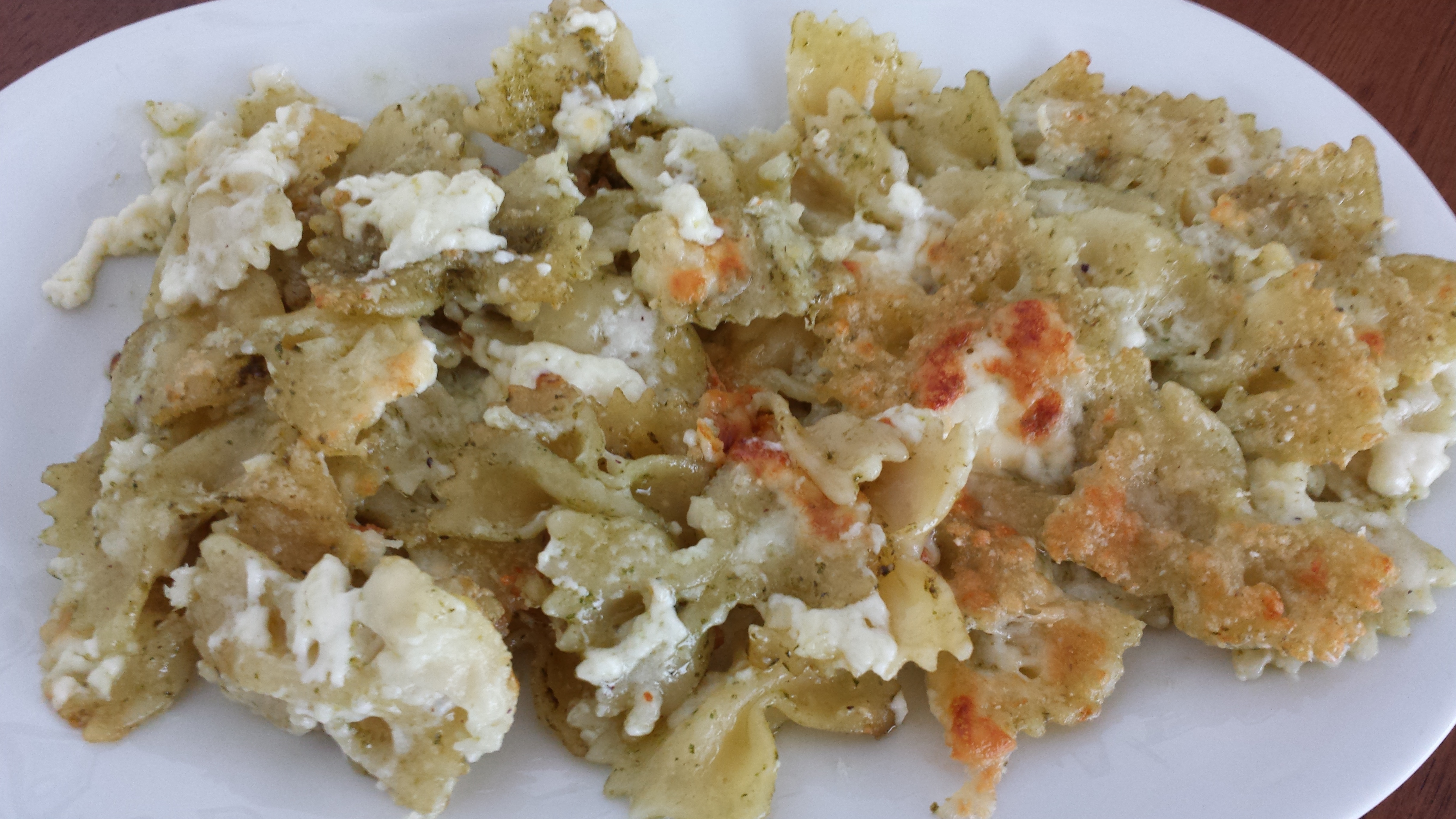 Pasta pasticciata al pesto genovese