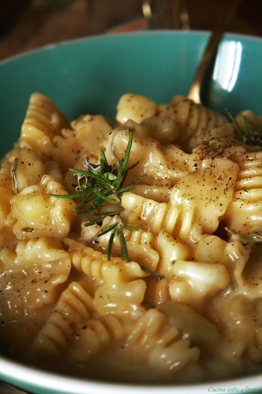 Pasta patate e provola