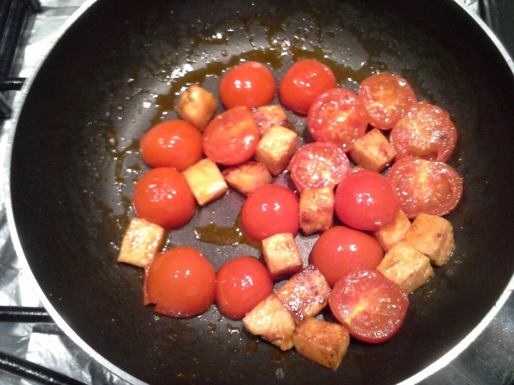 Pasta pesce spada e pomodorini