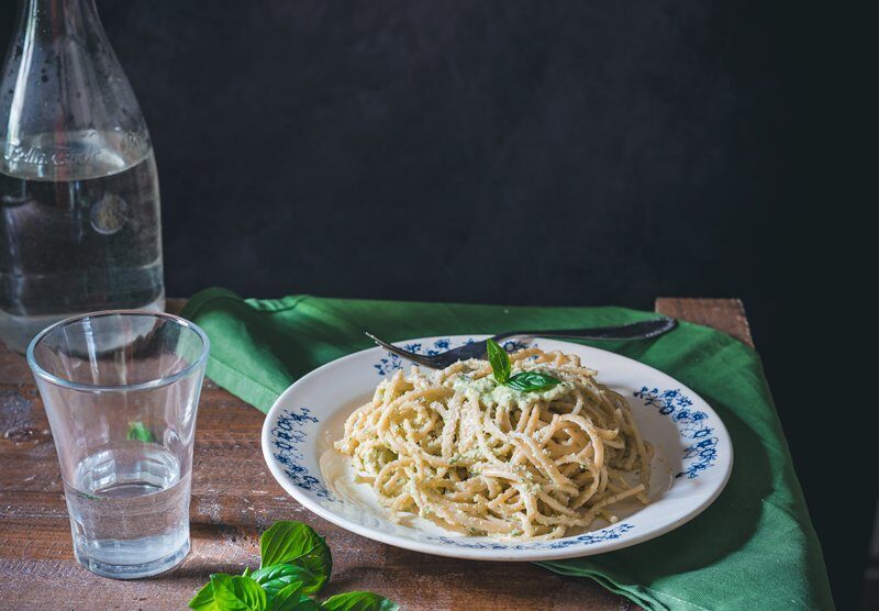 Pasta pesto zucchine e ricotta