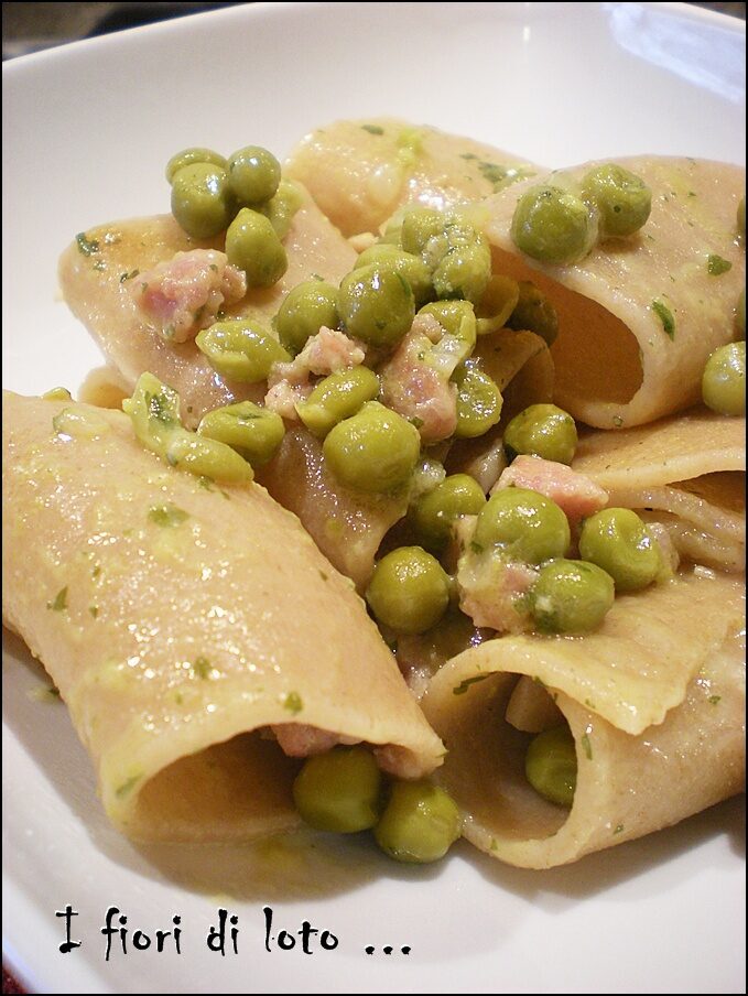 Pasta piselli e salsiccia