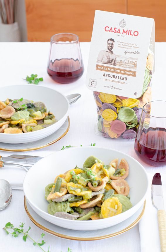Pasta primavera casa milo con asparagi fagiolini e maggiorana
