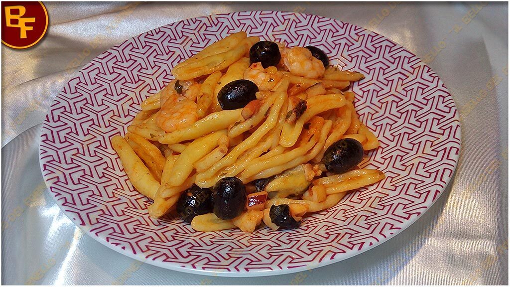 Pasta risottata ai frutti di mare e olive