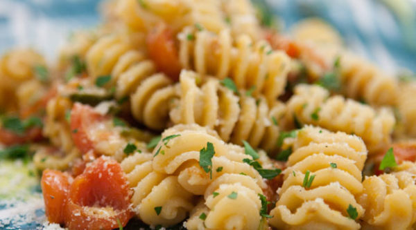 Pasta risottata zucchine e pomodoro