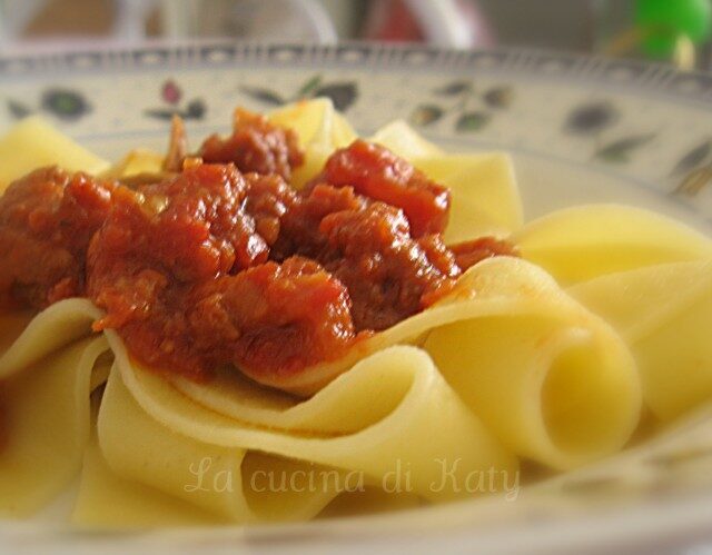 Pasta salsiccia e funghi