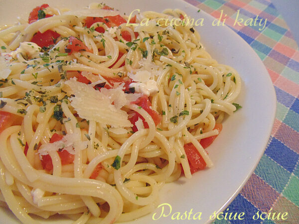 Pasta sciue sciue, primi piatti