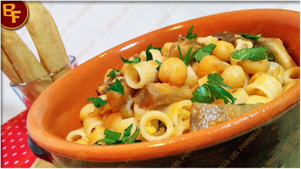 Pasta semi risottata con ceci e funghi
