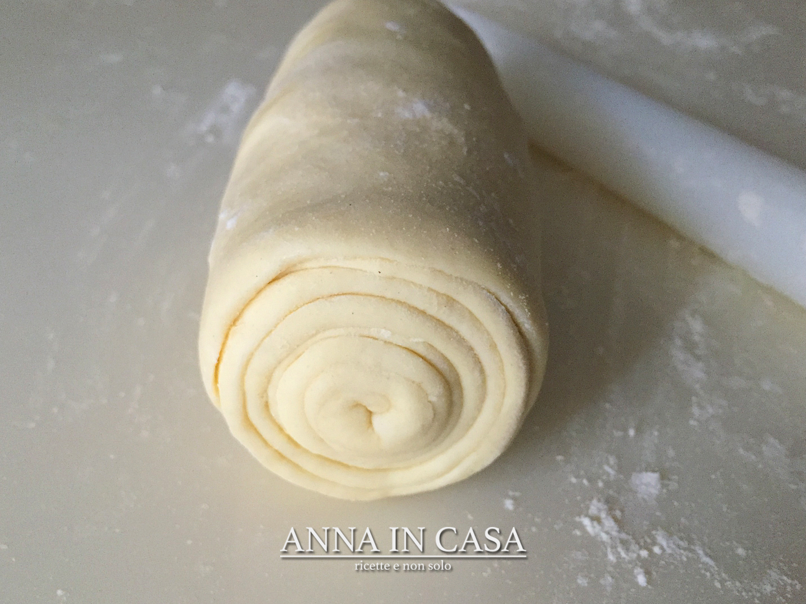 Pasta sfoglia veloce di natalia – ricetta passo passo con o senza bimby