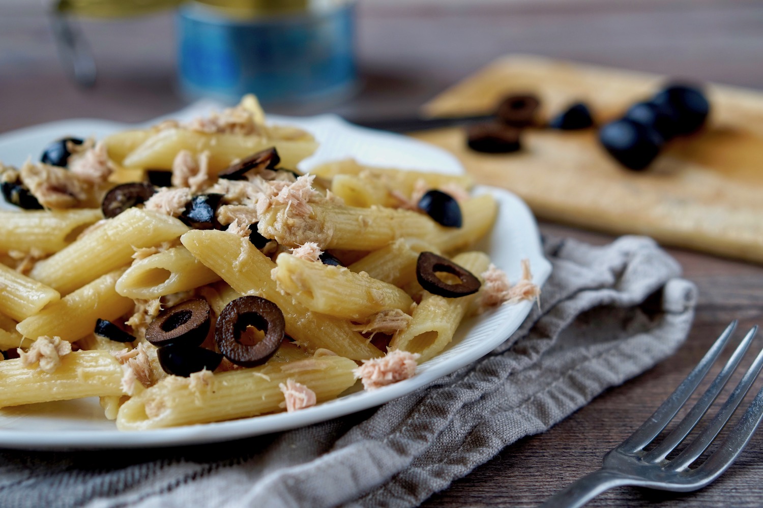 Pasta tonno e olive, facile e veloce