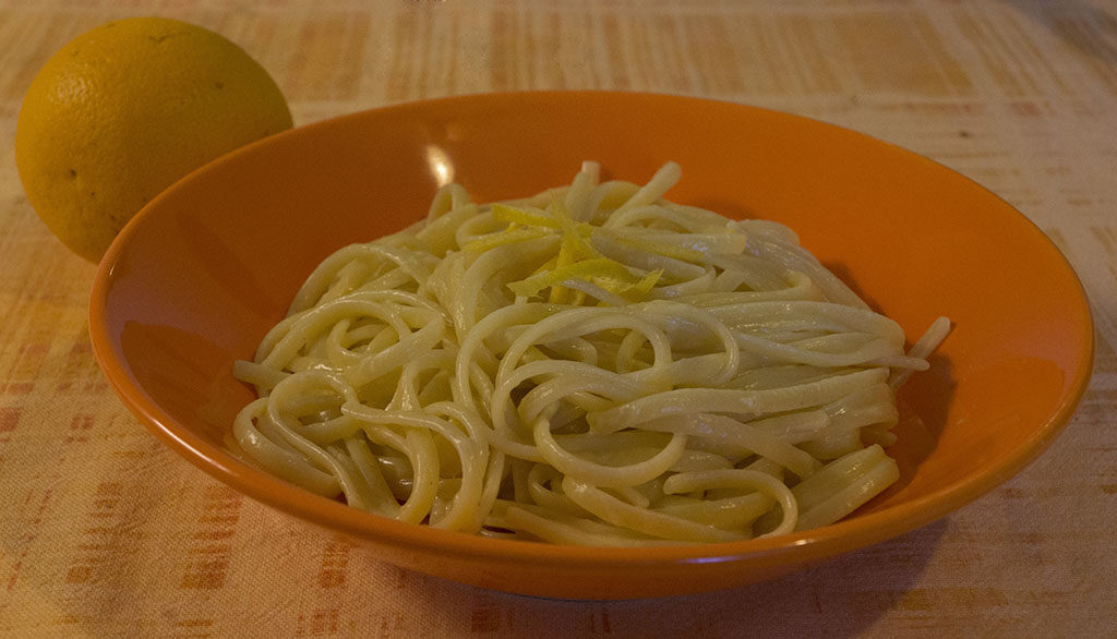 Pasta veloce all’arancia
