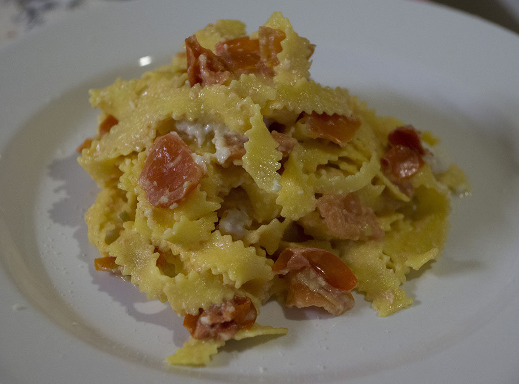 Pasta veloce con burro di mandorle
