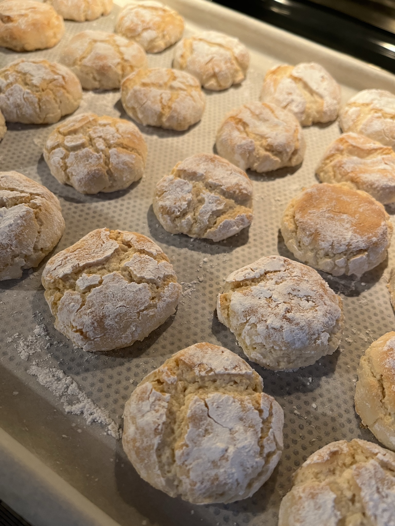 Pasticcini morbidi alle mandorle - senza lattosio e senza glutine