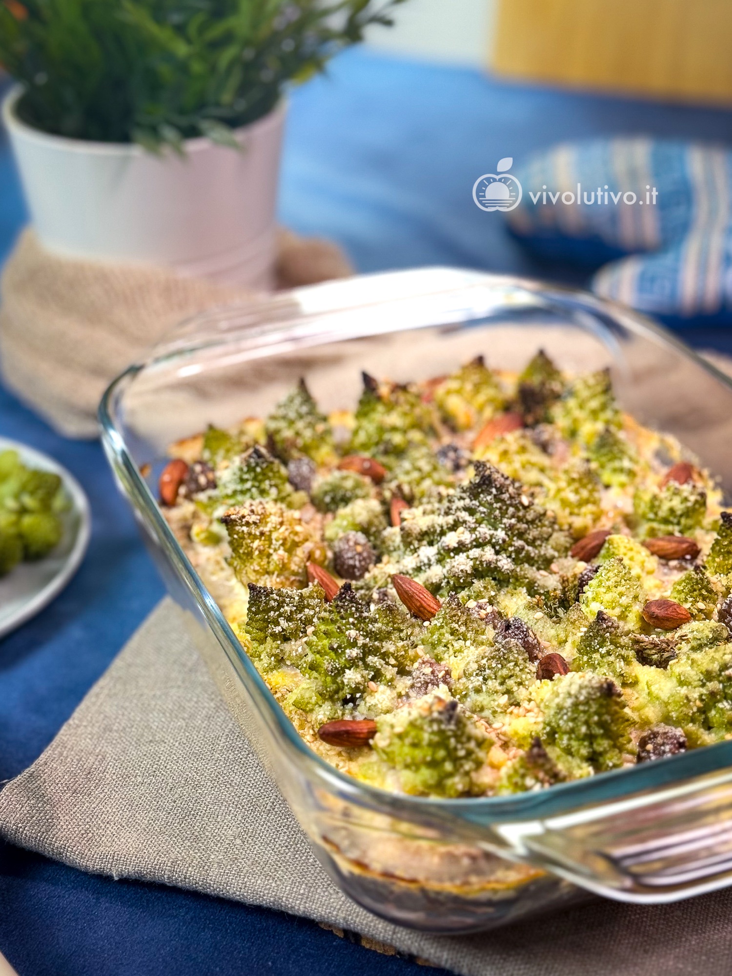Pasticcio di carne, broccolo romanesco e mandorle