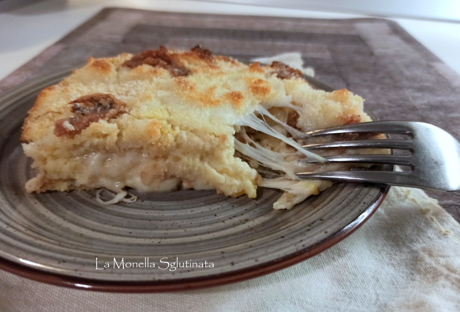 Pasticcio di pane mozzarella e acciughe