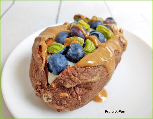 Patata dolce al forno ripiena e proteica
