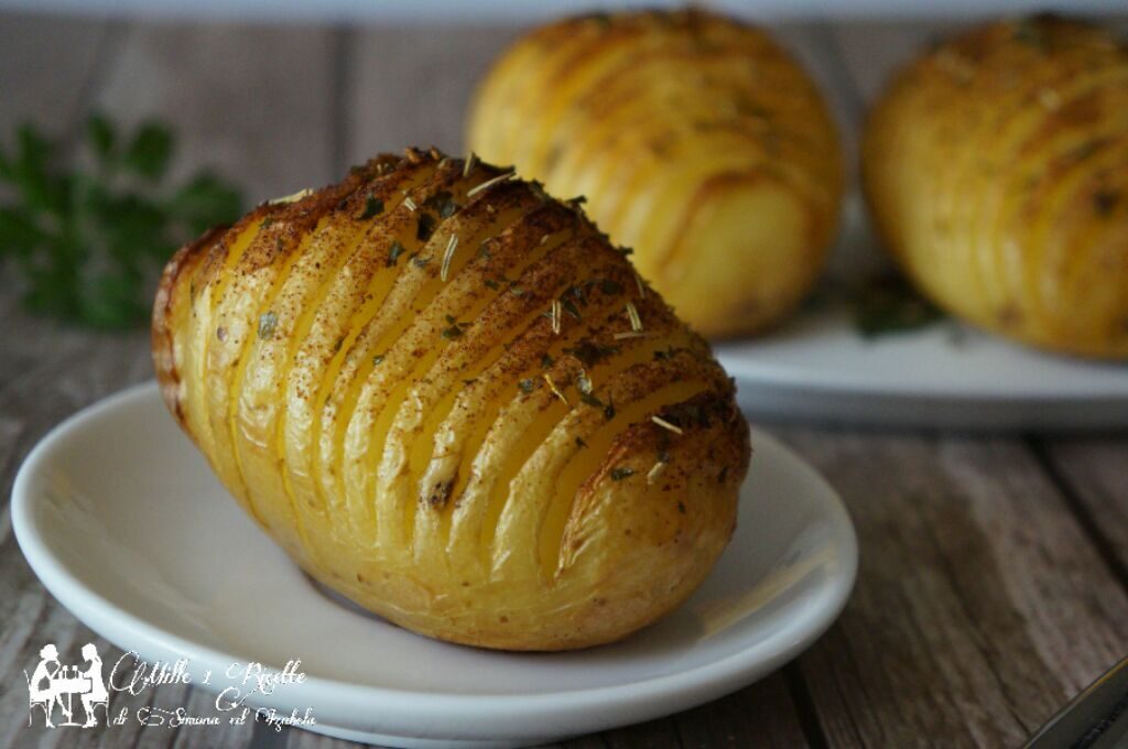 Patata tagliata cotta al forno