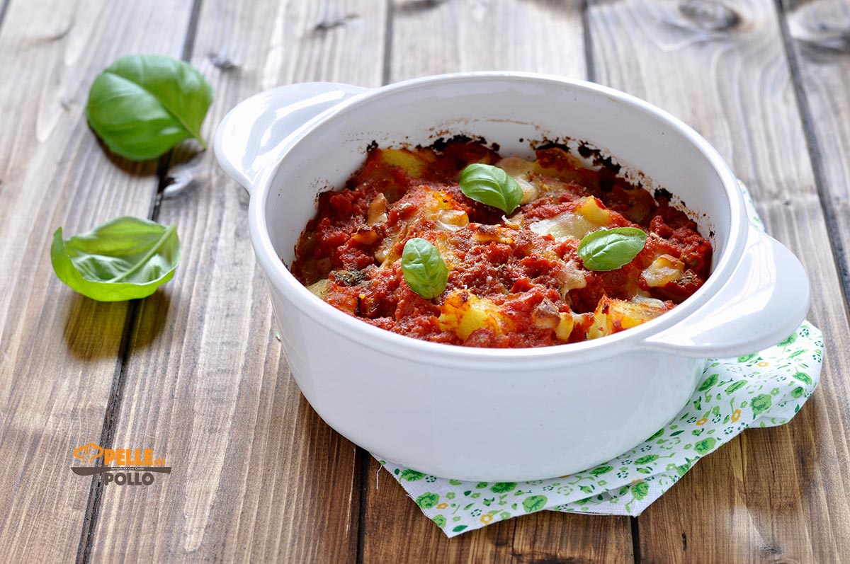 Patate al forno alla pizzaiola