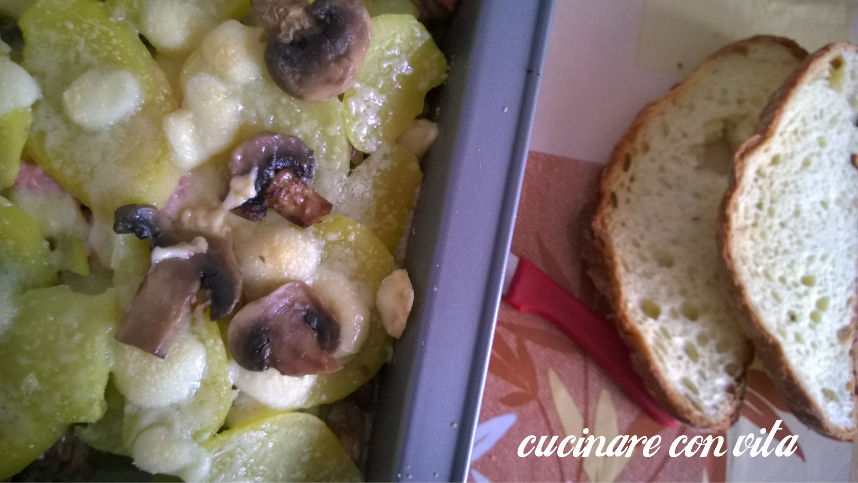 Patate e funghi al gratin