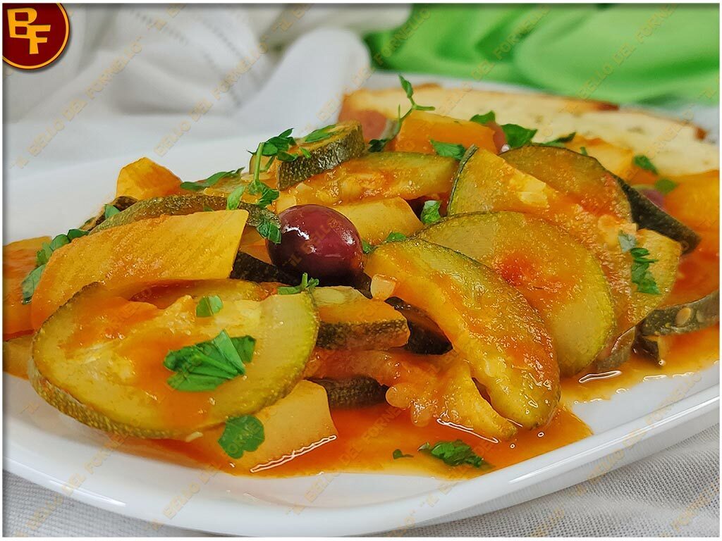 Patate e zucchine alla puttanesca